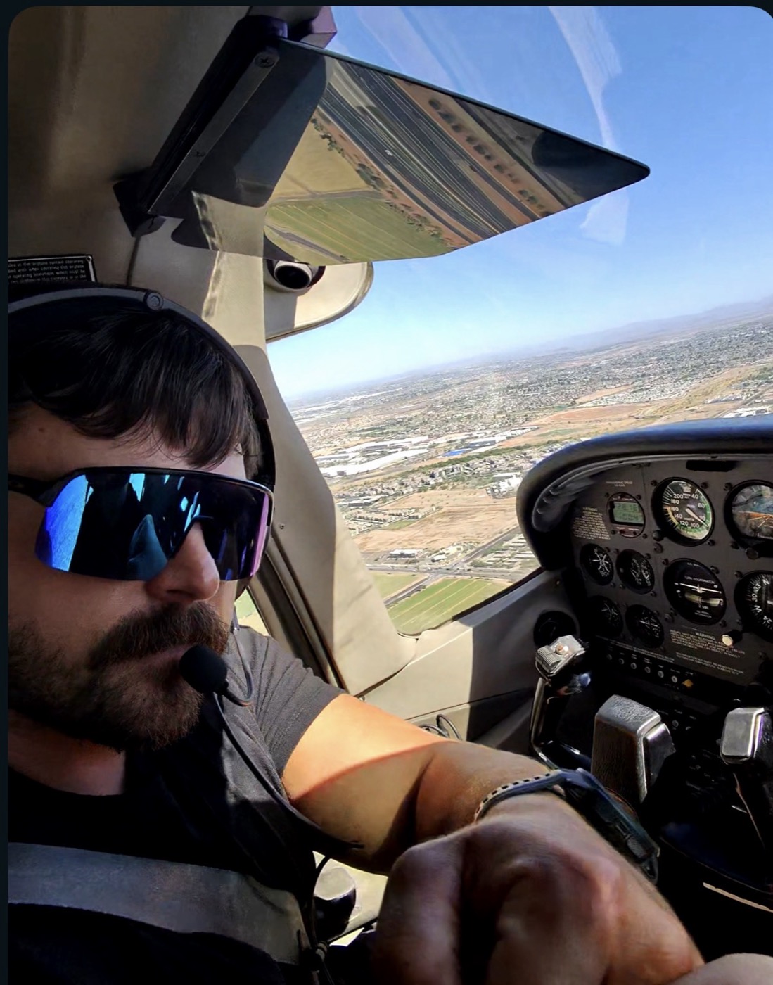 Discovery flight photo 1